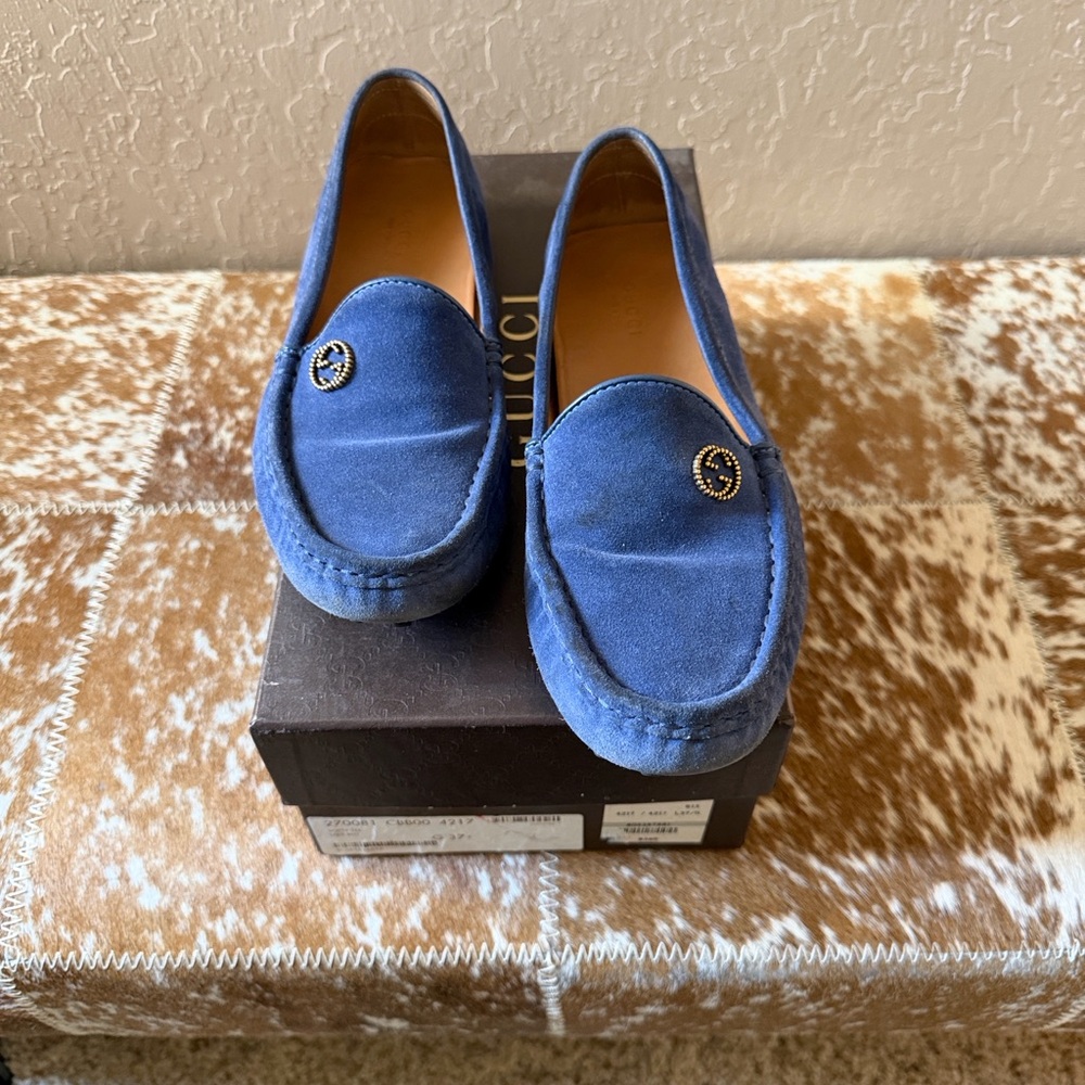Gucci Royal Blue Suede Loafers 💯 Authentic Size 7 1/2
